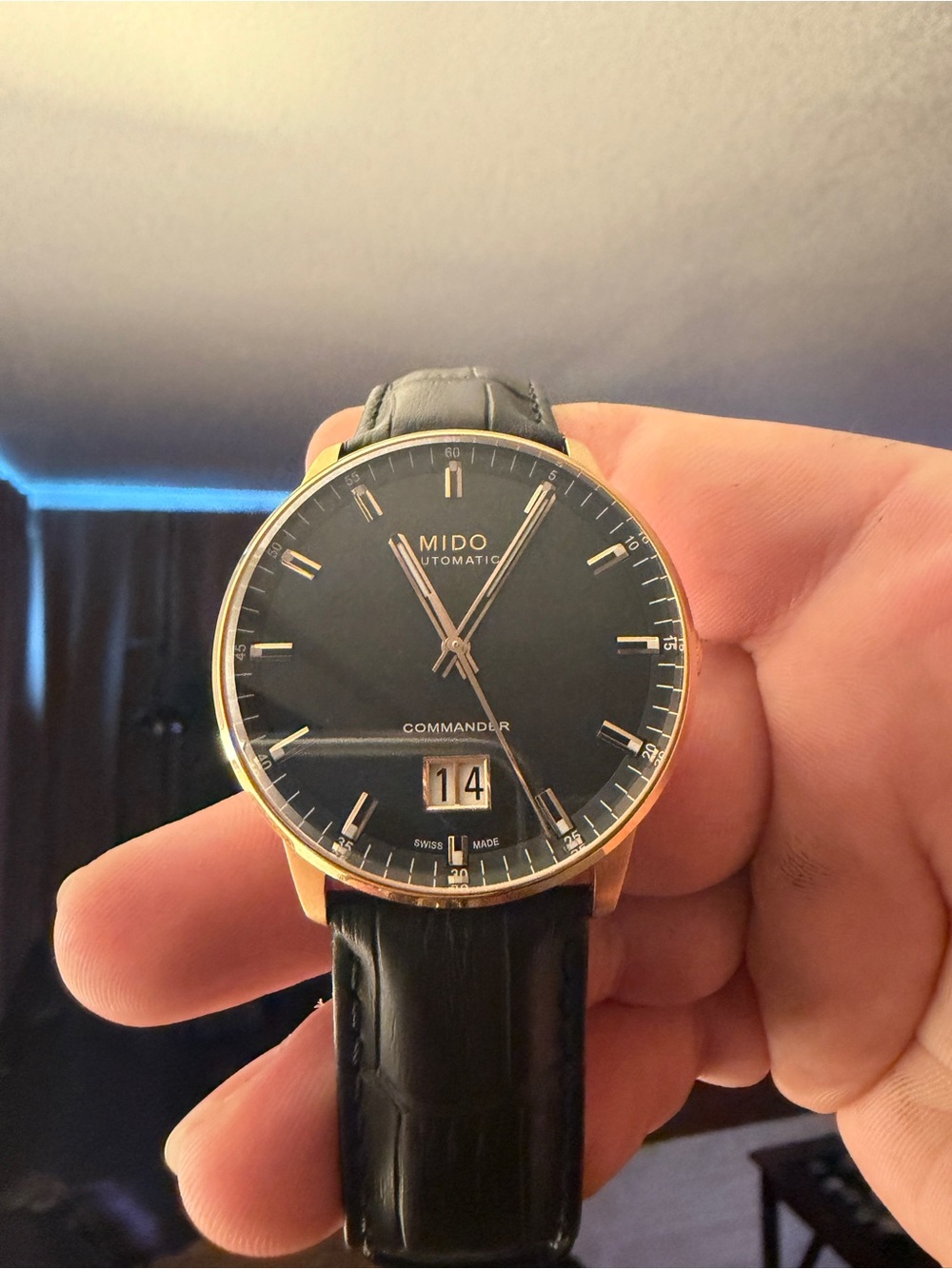 MIDO Commander Big Date Men's Black Leather Strap Watch